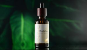 Nejlepší produkt pro péči o pokožku tohoto měsíce. Recenze Nanoil Aloe & White Tea Face Serum